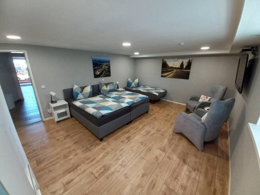 Ferienwohnung Bela, Naehe Nuerburgring Luxem Extérieur photo
